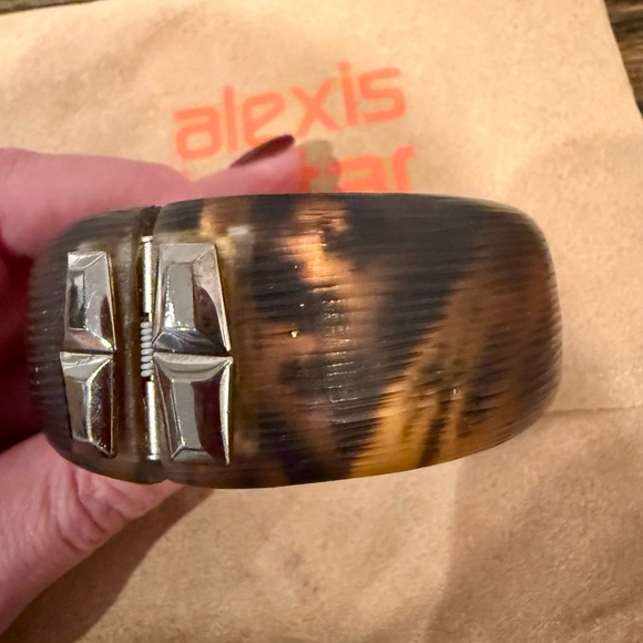 Alexis Bittar Archived Animal Print Lucite Bracelet - Picture 6 of 6